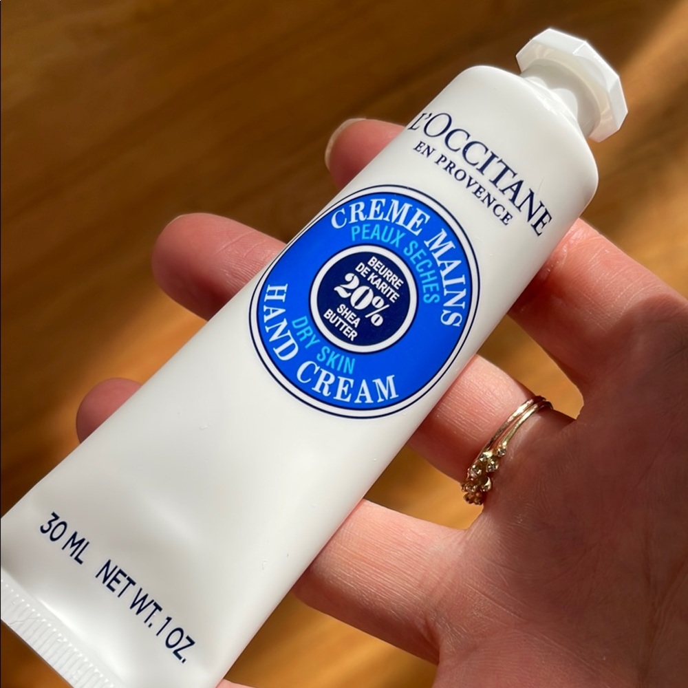 L’occitane Hand Cream 1oz L’Occitane shea butter hand cream travel size 30ml